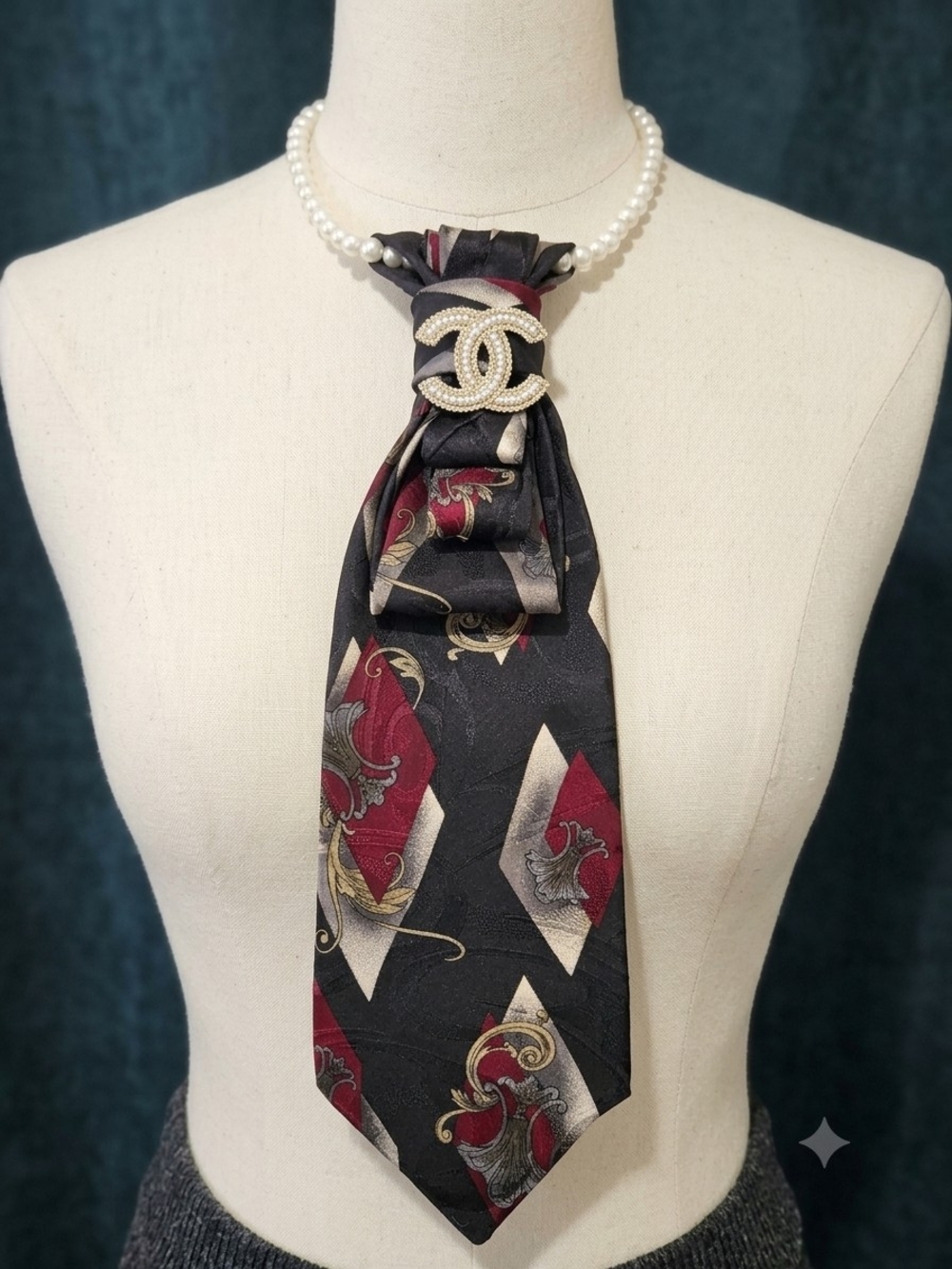 Pearl-Accent Baroque Black & Burgundy Silk Necktie Scarf with CC-Style Brooch